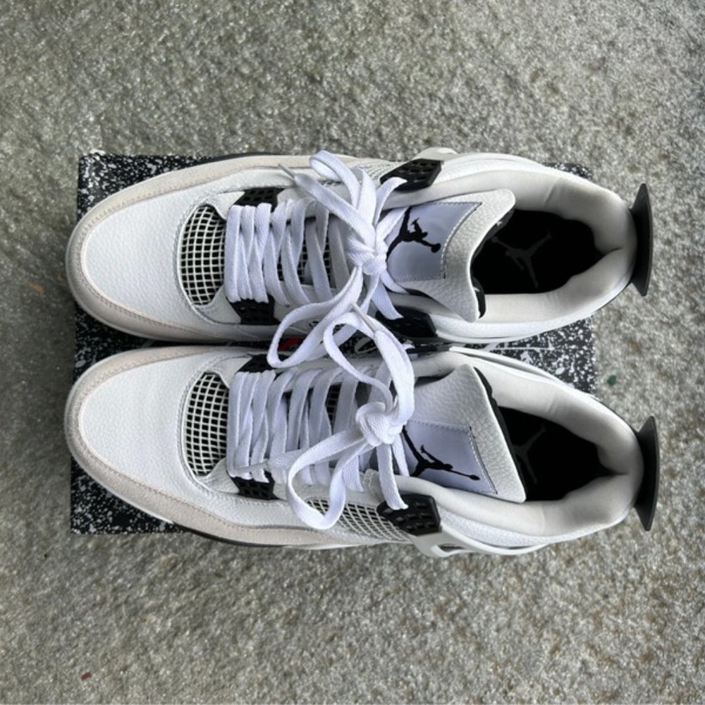 Jordan 4 Retro Military Black - Picture 2 of 6
